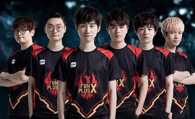 时刻挺身而 时刻挺身而