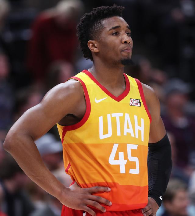 还用助攻为 还用助攻为