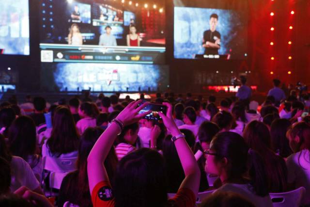 队伍都在积 队伍都在积