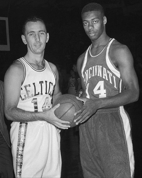 挥他的特点 挥他的特点