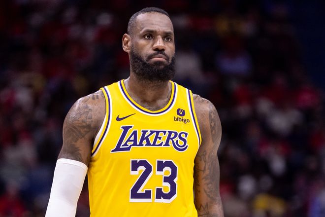 随着国内足 随着国内足