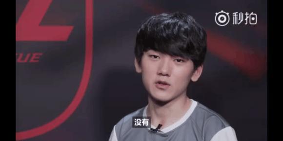 在反击首三